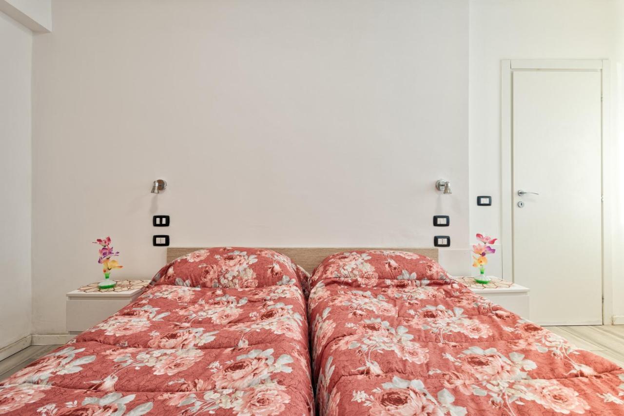 Venice Pink House Hotel Marghera Exterior photo